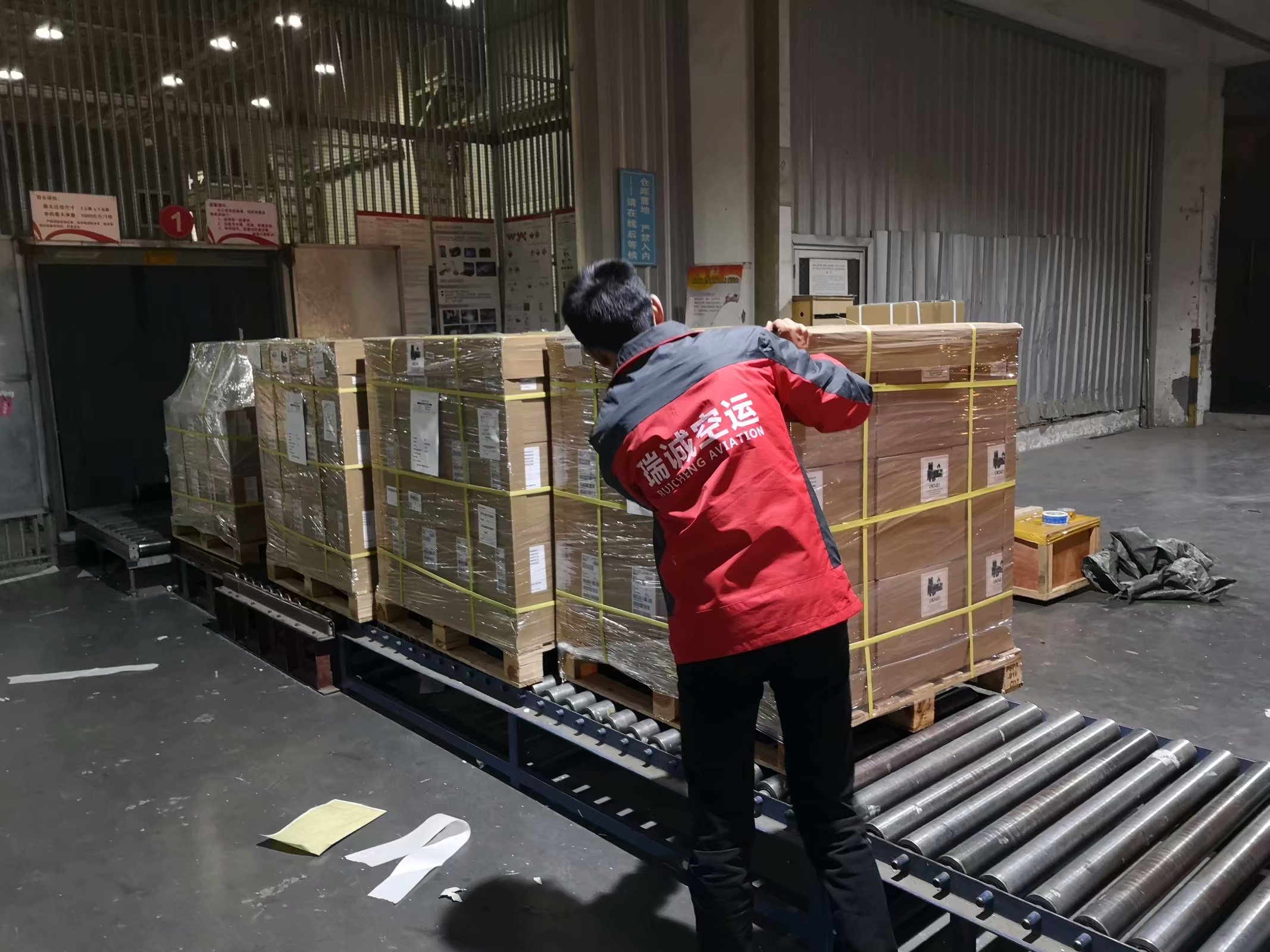 为什么在航空运输中要对锂电池进行限制